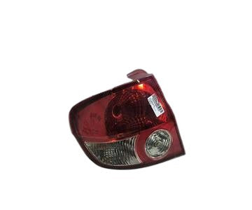 Piloto trasero izquierdo 082211917 de Hyundai Getz (tb)