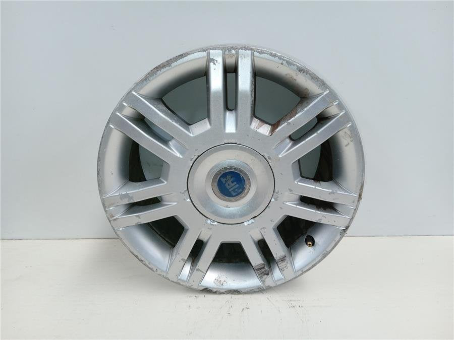 Llanta Fiat Stilo