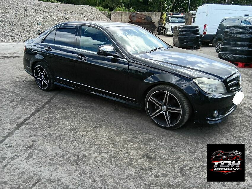Mercedes-Benz Clase C W204 (2007-2014) Berlina Negro - Despiece / Recambios