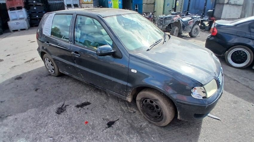 Volkswagen Polo 6N2 (1999-2001) Gris - Despiece / Recambios