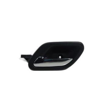 Maneta interior trasera izquierda 8226049 de Bmw 5 (e39) 2000-2003