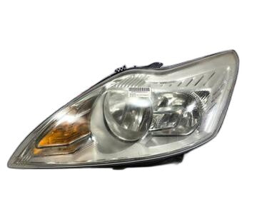 Faro izquierdo 084311181L de Ford Focus lim. (cb4)