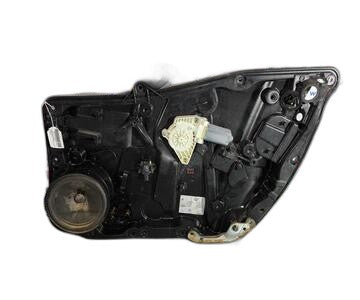 Elevalunas delantero derecho 928354105 de Mercedes-benz Clase cla (bm 117)