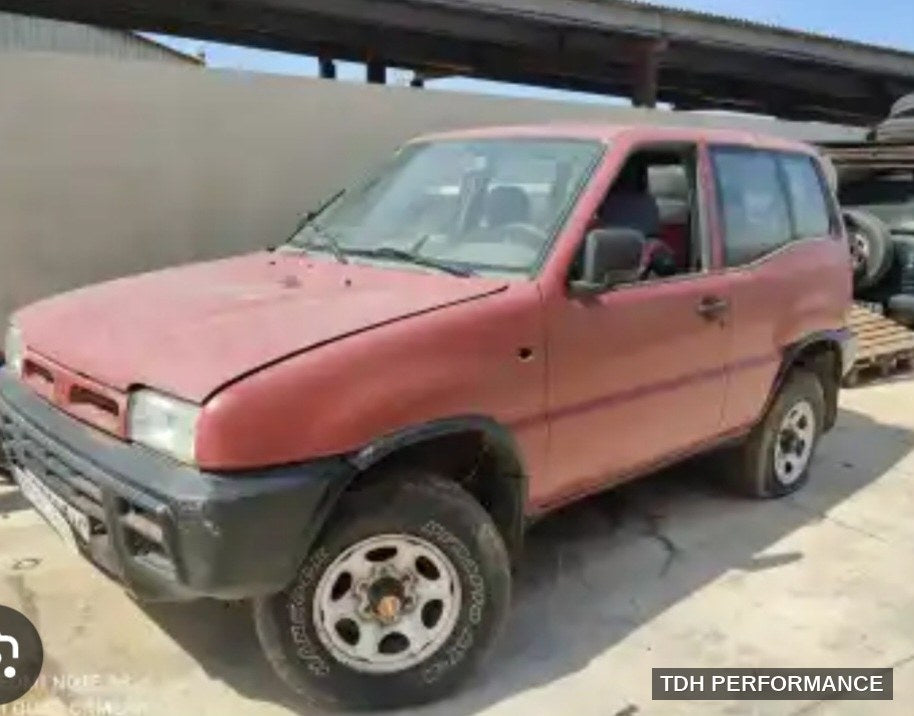 Nissan Terrano II 3p R20 DESPIECE