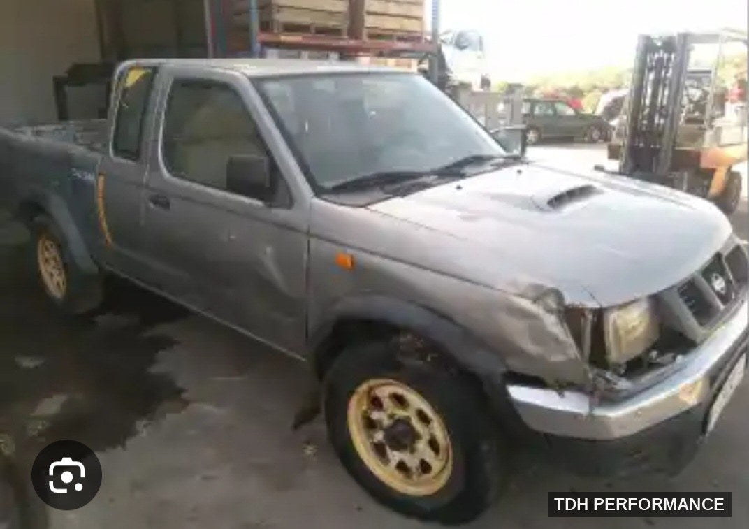 Nissan Navara D22 pick up DESPIECE