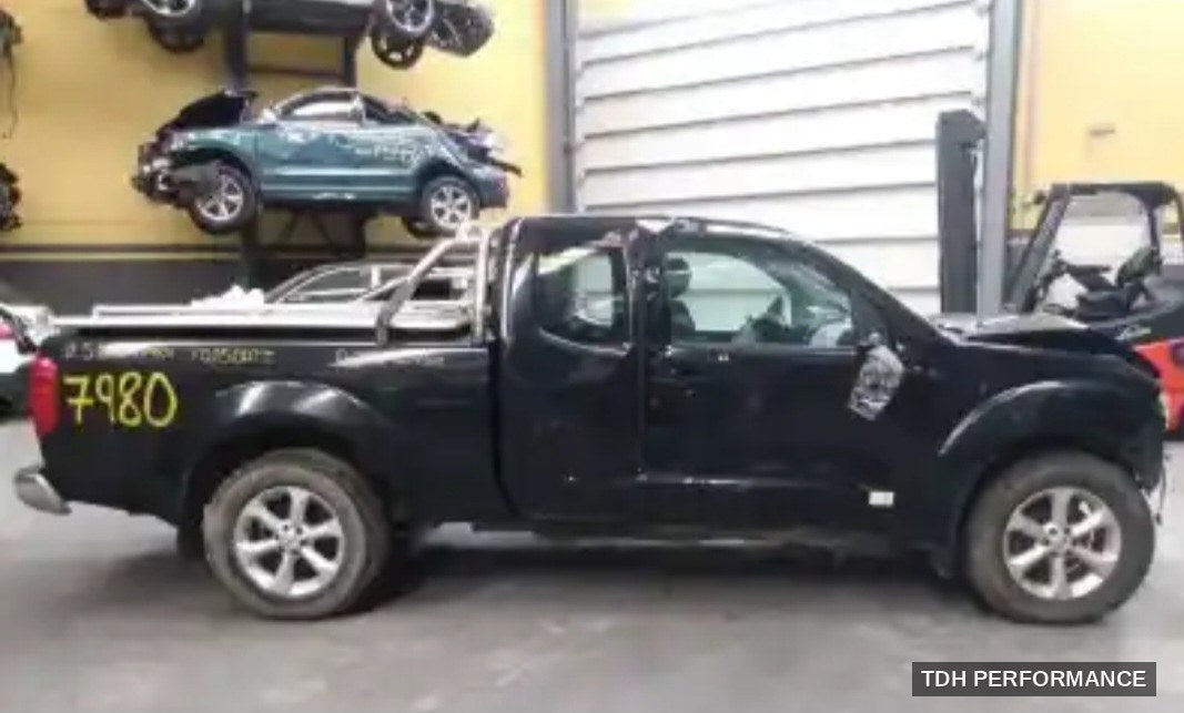 Nissan Navara D40 King Cab despiece