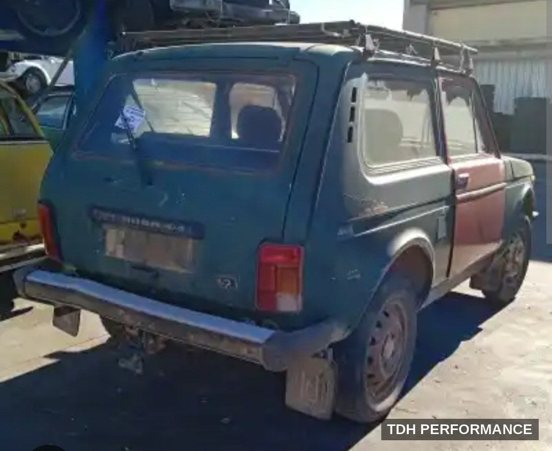 Lada Niva 4x4 (2121) para despiece