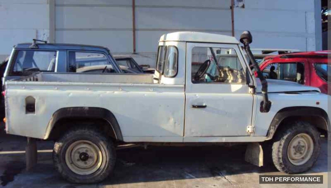 Land Rover Defender pickup para despiece