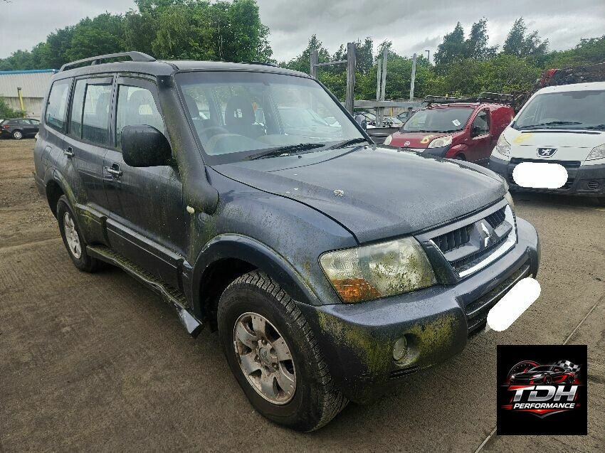 Mitsubishi Montero Shogun V60 (1999-2006) 3.2 Di-D Gris - Despiece / Recambios