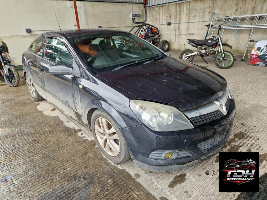 Vauxhall / Opel Astra H GTC (2004-2010) Negro - Despiece / Recambios