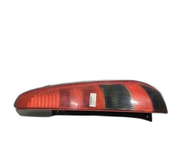 Piloto trasero derecho 2S613A602B de Ford Fiesta (cbk)