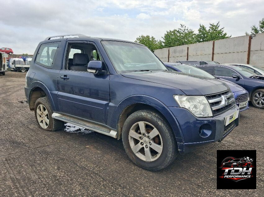 Mitsubishi Montero V80 (2006-2021) 3p Azul - Despiece / Recambios