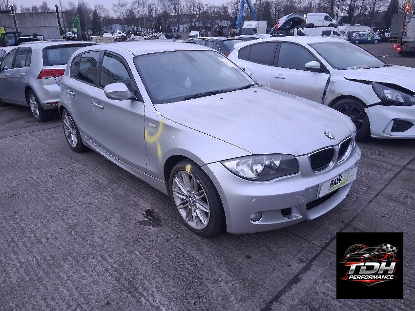 Despiece BMW Serie 1 E87 (2004-2011) Hatchback Plateado - Recambios