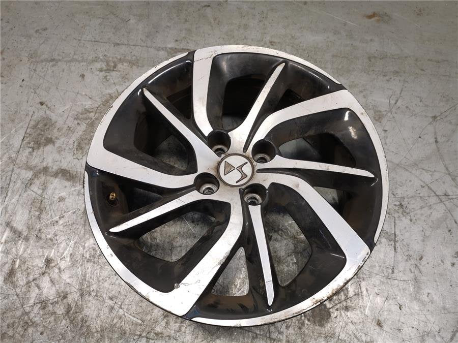 Llanta Citroen DS3