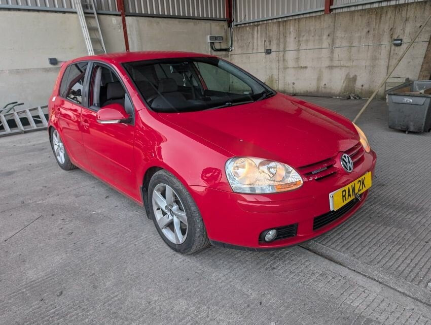 Volkswagen Golf V 1K 2003-2009 Rojo 5p - Despiece / Recambios