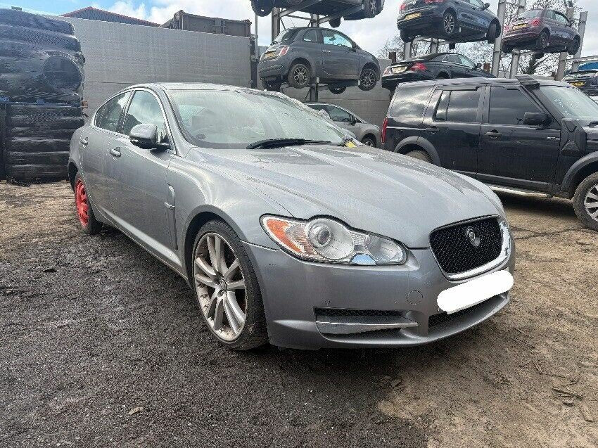 Jaguar XF X250 (2008-2015) Berlina Gris - Despiece y Recambios