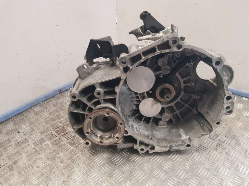 Caja de Cambios Manual Volkswagen Scirocco 137.2 0 Tdi 103Kw LHD