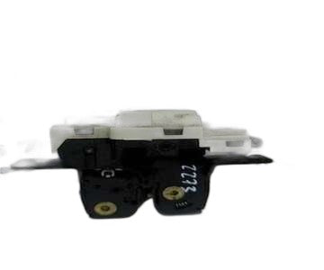 Cerradura maletero / porton 8200076240b de Renault Megane ii berlina 5p