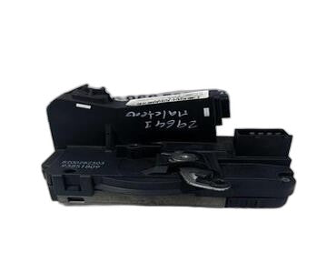 Cerradura maletero / porton 8200282303 de Renault Trafic ii furgon