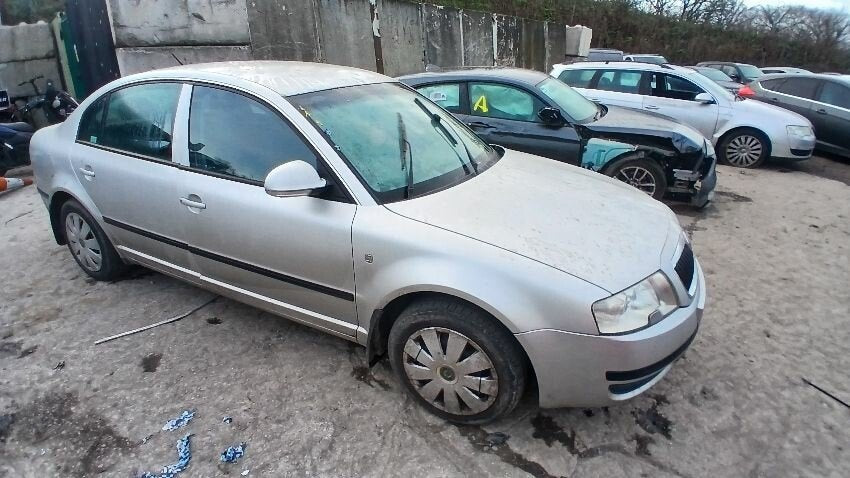 Skoda Superb 3U (2001-2008) Berlina Plata | Despiece y Recambios