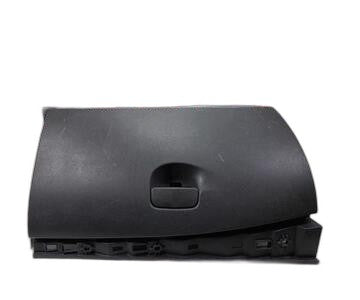 Guantera salpicadero 681080008R de Renault Megane iii sport tourer