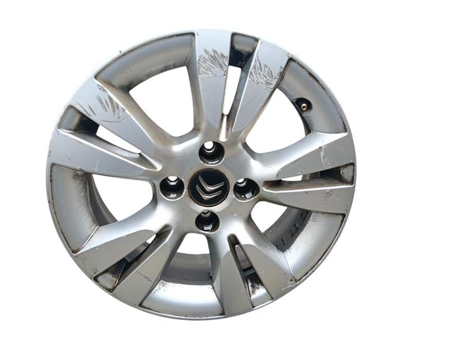 Llanta Citroen DS3