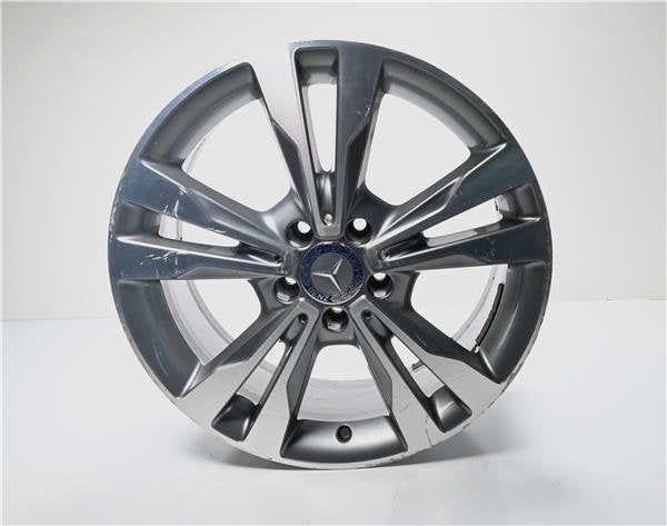 Llanta Rueda Delantera Izquierda Mercedes-Benz - Clase C