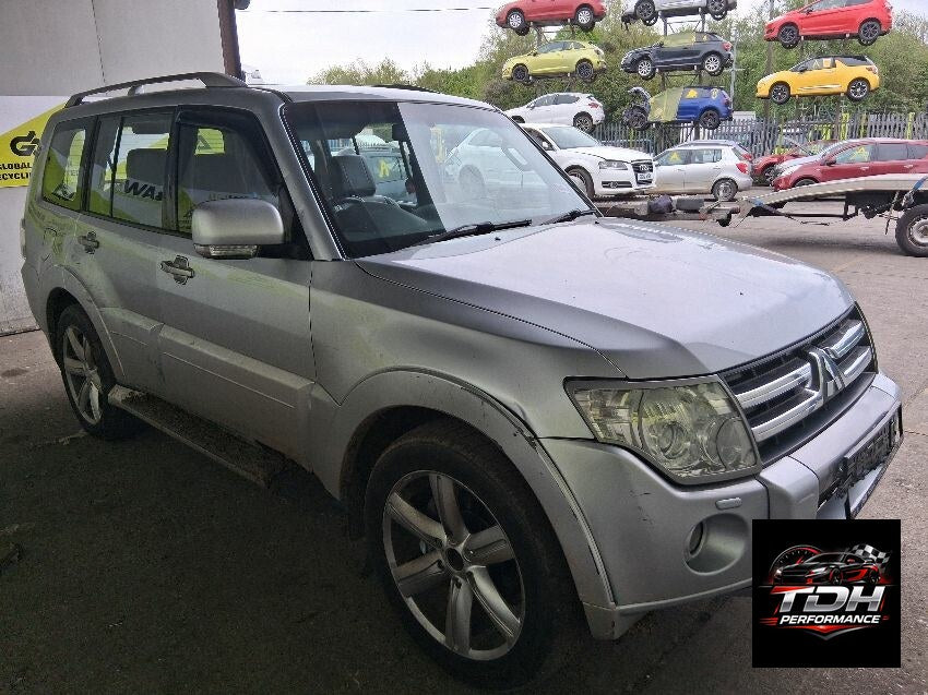 Mitsubishi Montero V80 LWB (2006-2021) Plata - Despiece / Recambios