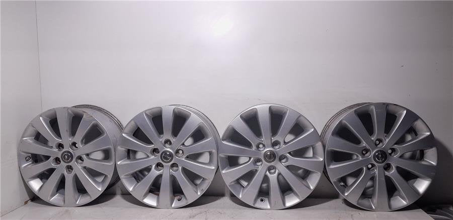 Juego Llantas Opel Astra J 5P