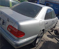 Mercedes-Benz Clase E Berlina 3.0 300 Diesel (210.020) 1995 - Despiece