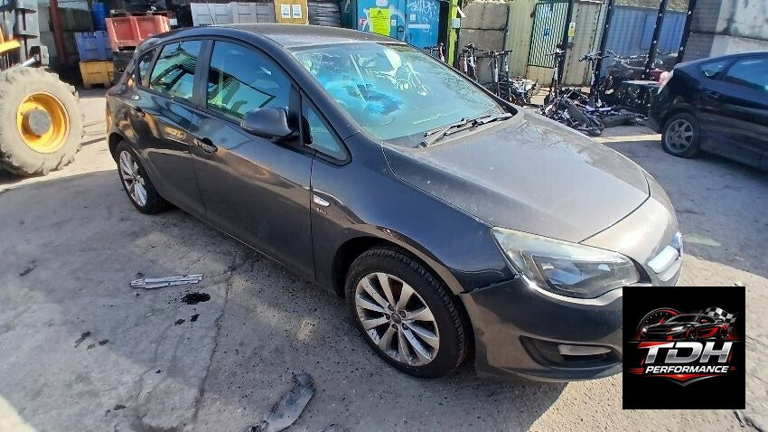 Despiece / Recambios Opel Astra J (2009-2015) Gris Antracita Hatchback