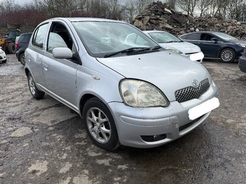 Toyota Yaris XP10 1999-2005 5p Plata - Despiece / Recambios