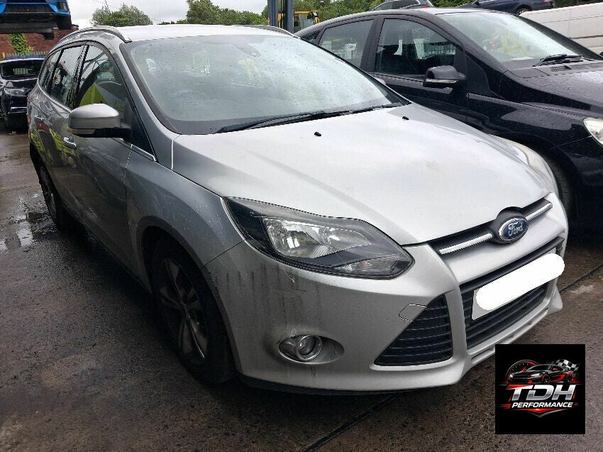 Ford Focus MK3 Sportbreak (2011-2014) Plata - Despiece / Recambios