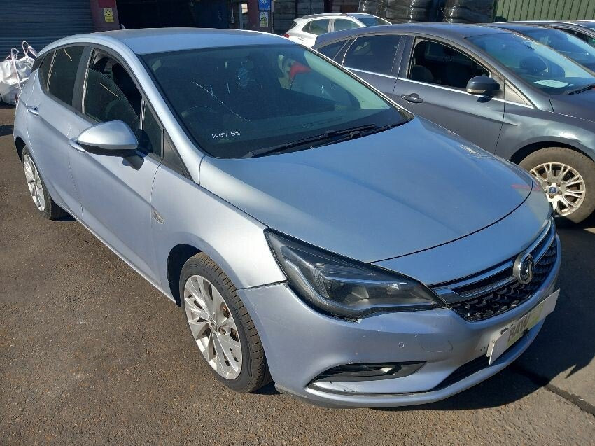Opel Vauxhall Astra K (2015-2021) 1.6 CDTI Plateado - Despiece / Recambios