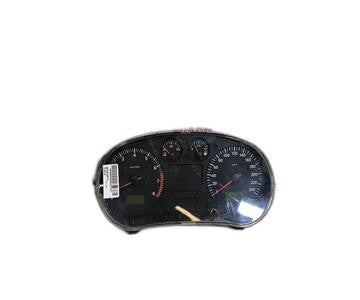 Cuadro de instrumentos 88311292 de Seat Leon (1m1)
