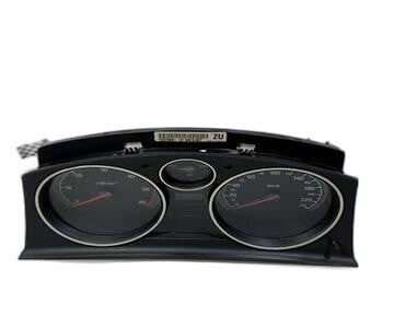Cuadro de instrumentos 13225981 de Opel Zafira b
