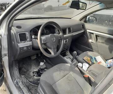 Opel Vectra C Berlina 2.2 Cosmo 2005 - Despiece