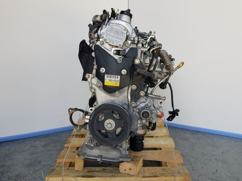 Motor Toyota Corolla E12.1 4 D 4D Luna Compact 1ND