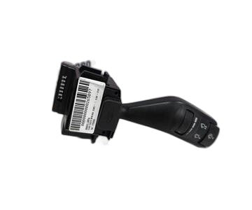 Mando del limpia 17D346A de Ford Focus berlina (cap)