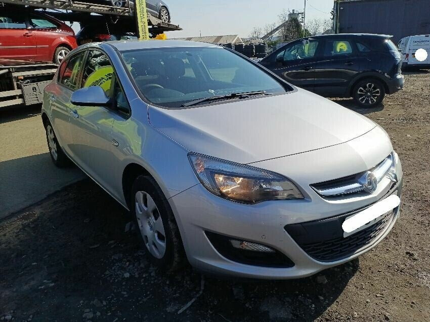 Despiece Opel Vauxhall Astra J 2009-2015 Recambios 1.7 CDTI Gris Plata
