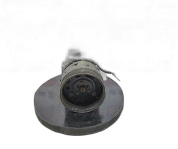 Compresor del aire acondicionado AKC201A203A de Mitsubishi Carisma berlina 5 (da0)