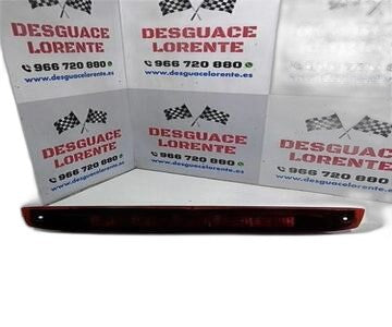 Luz central de freno vp4m513a613a de Ford Focus berlina (cap)