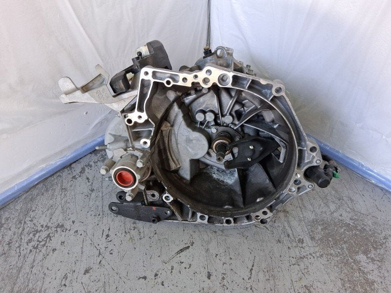 Caja de Cambios Manual Peugeot 2008 Ii Ud Us Uy Uj Ur Uc 1.5 Bluehdi 110 Udyhsk 20V253