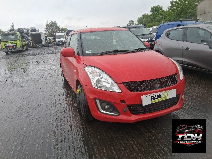 Suzuki Swift Mk3 2010-2017 Hatchback Rojo - Despiece / Recambios