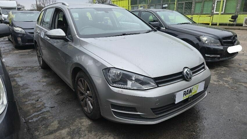 Volkswagen Golf VII Variant (2013-2020) Plateado - Despiece / Recambios
