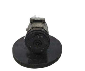 Compresor del aire acondicionado 7700105765 de Renault Laguna ii (bg0/1_) 2001-2007