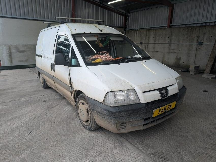 Despiece / Recambios Peugeot Expert I (2004-2006) 2.0 HDi Blanco
