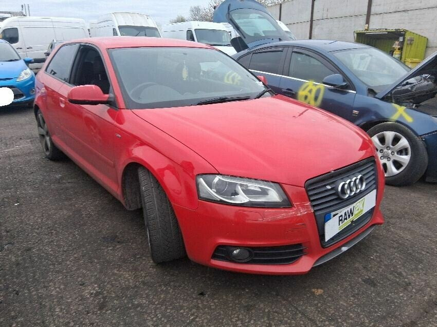Audi A3 8P 3 Puertas (2008-2012) Rojo - Despiece / Recambios