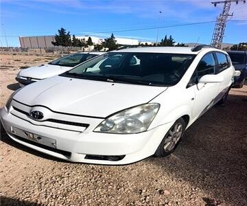 Toyota Corolla Verso 2.0 D-4D Linea Sol 2002 - Despiece