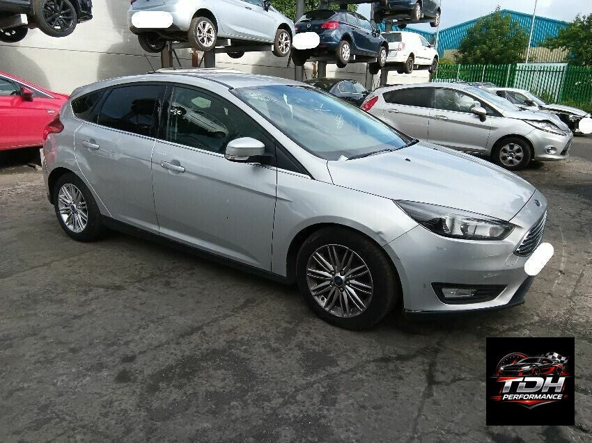 Ford Focus Mk3 Facelift (2014-2018) Hatchback Plata - Despiece / Recambios